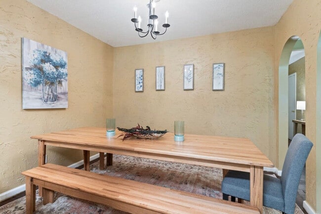4243 Vaughn Rd Unit SI ID1043807P