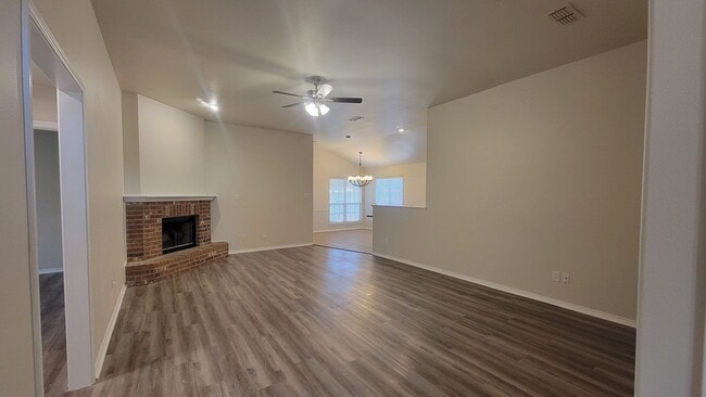 Photo - Spacious Four Bedroom Home in Frenship