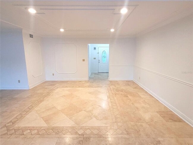 Photo - 356 E Overbrook Dr