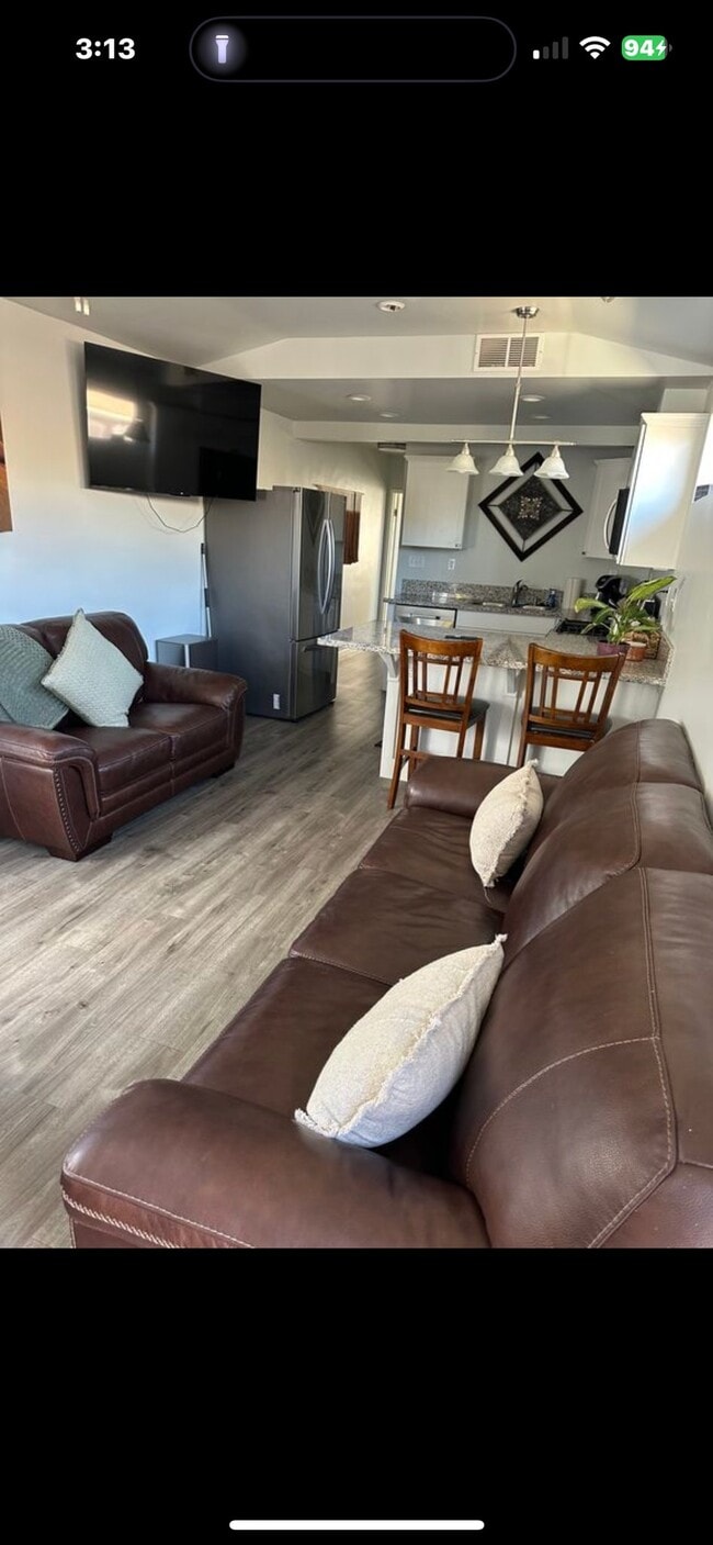 Photo - 1604 Chestnut Ave