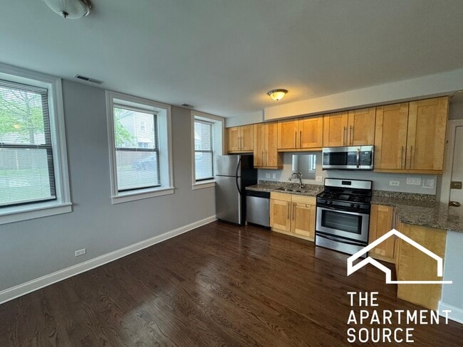 Photo - 1856 N Sawyer Ave Apartment