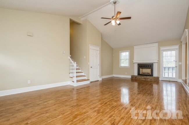 Photo - 125 Wayside Dr