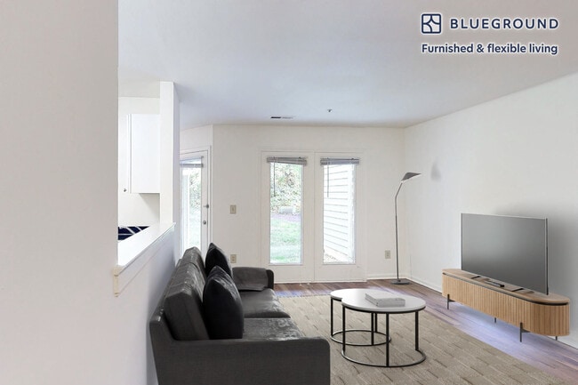 Building Photo - 10608 Kitty Pozer Dr Unit FL1-ID4150A