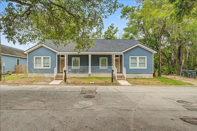 Building Photo - 3 bedroom recently built - $250 gift card special