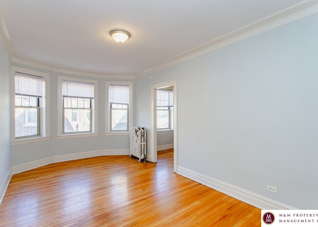 1000 - 1010 North Blvd