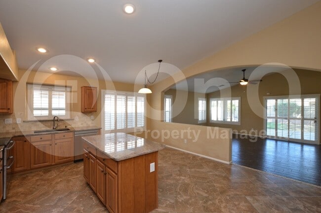 Photo - 29979 N Maravilla Dr