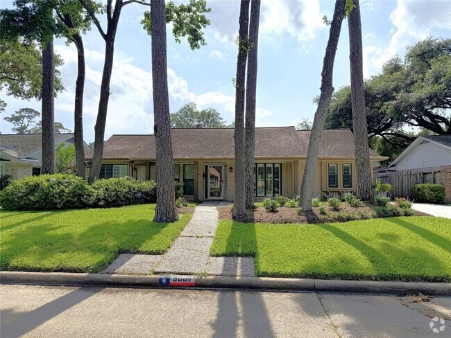 Building Photo - 5007 Shady Nook Ct Rental