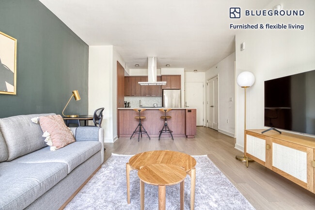 Photo - 28 K St SE Unidad FL8-ID308