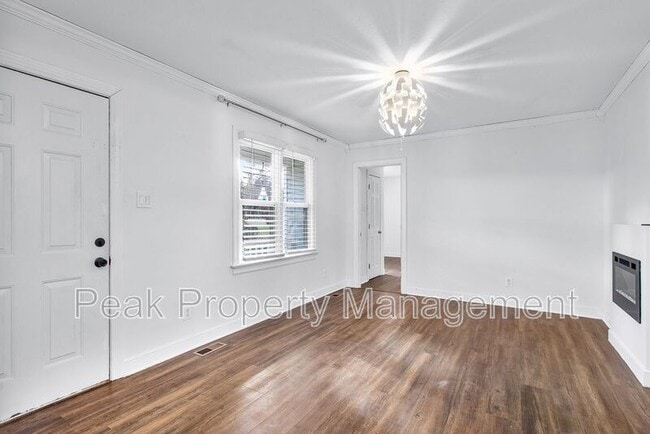 Photo - 4708 Gaardahl Dr