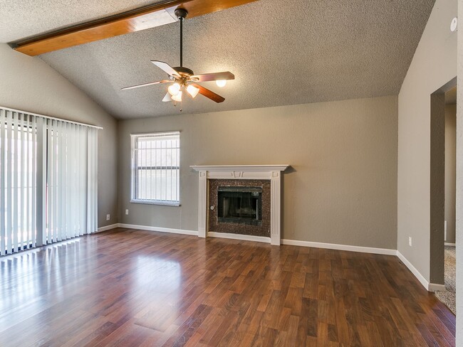 Photo - 3 Bed/2 Bath Home in Midwest City