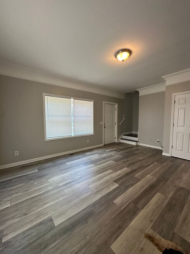 Photo - Large 4 bedroom home near Campus- Pre Lease for August 1st 2026