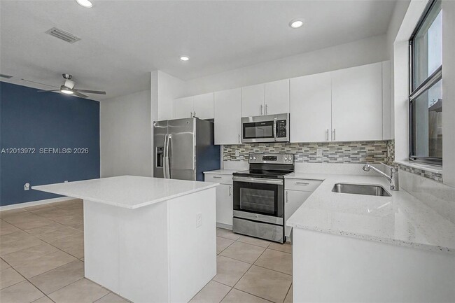 Building Photo - 13250 SW 285th St