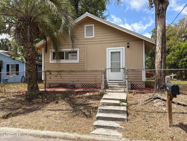 Building Photo - 7210 Elwood Ave