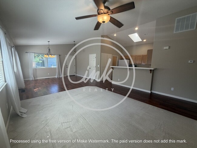 Photo - Garden Glen Ct. Home for Rent in Minden