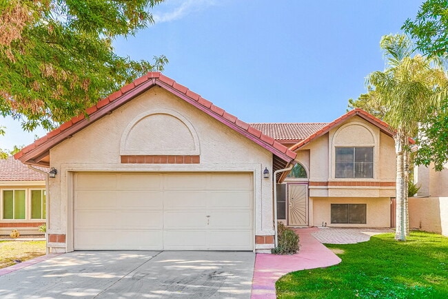 Building Photo - 1232 W Riviera Dr