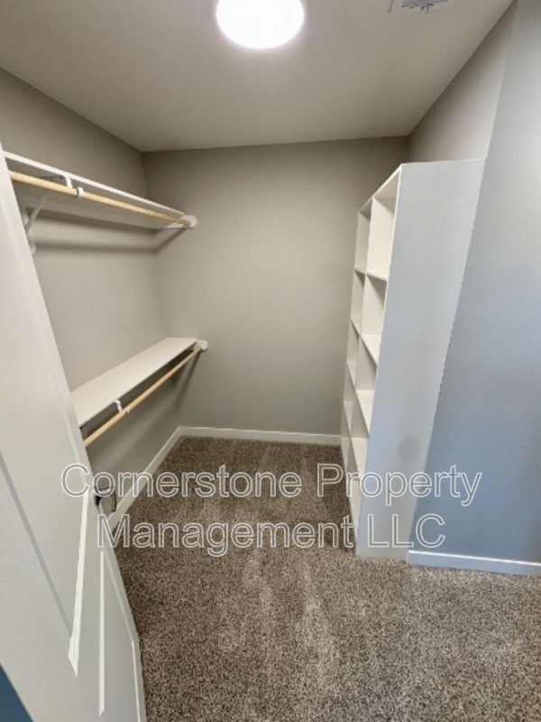 Photo - 8431 Valley Spring Dr