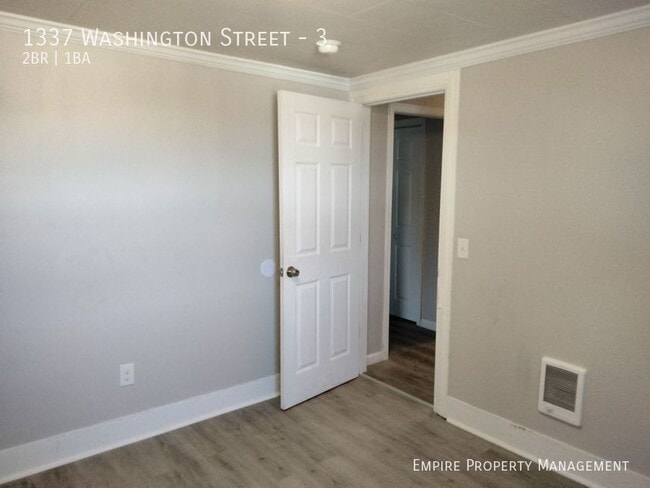 Photo - 1337 Washington St Unit 3
