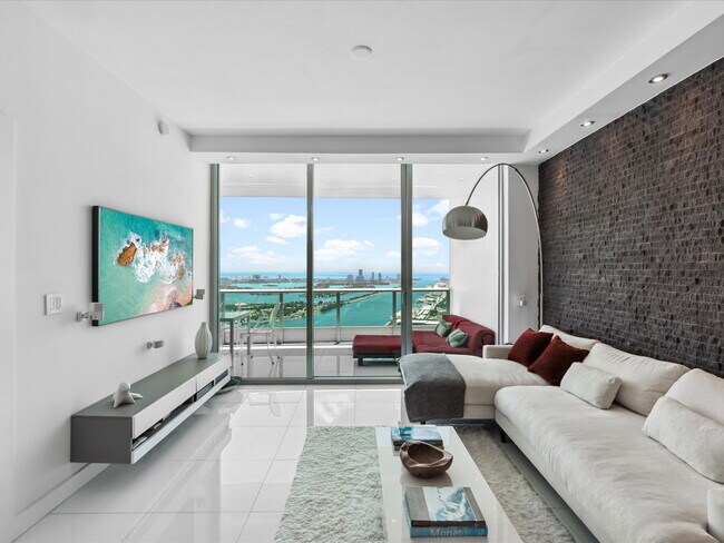 Photo - 900 Biscayne Blvd Unidad 5507