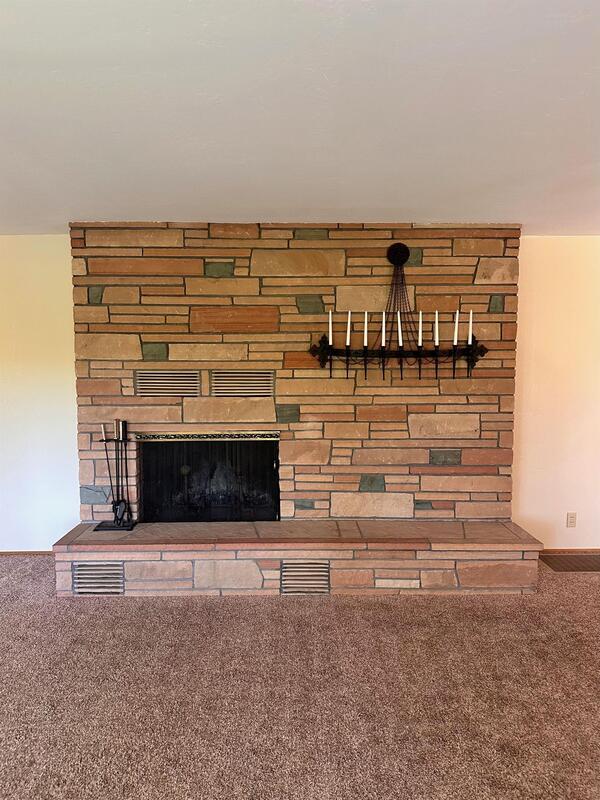 Photo - 16107 Bitney Springs Rd