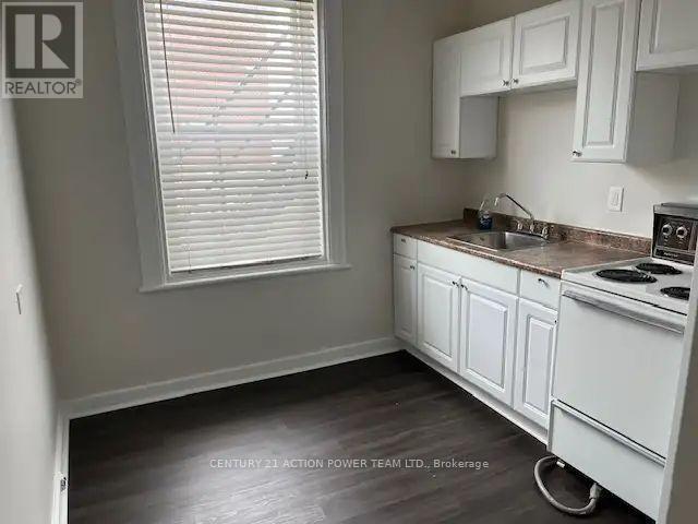 Photo - 703 Cooper St Unit 1
