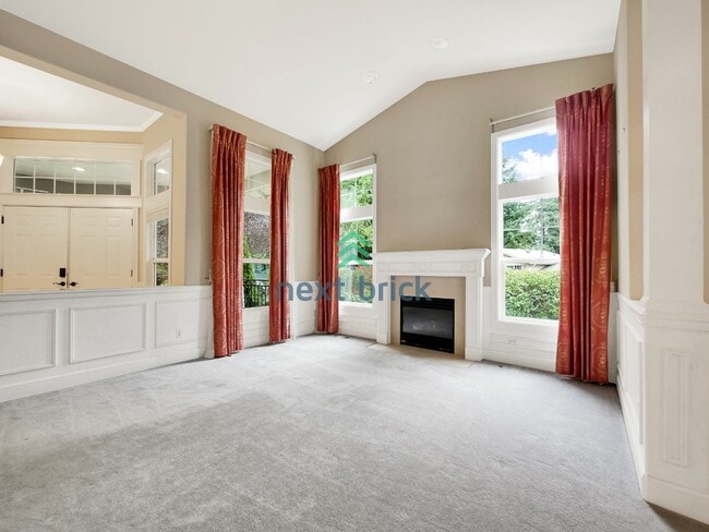 Photo - 4 Bed 2.5 Bath Single Family for Rent