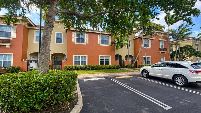 Photo - 278 Lake Monterey Cir