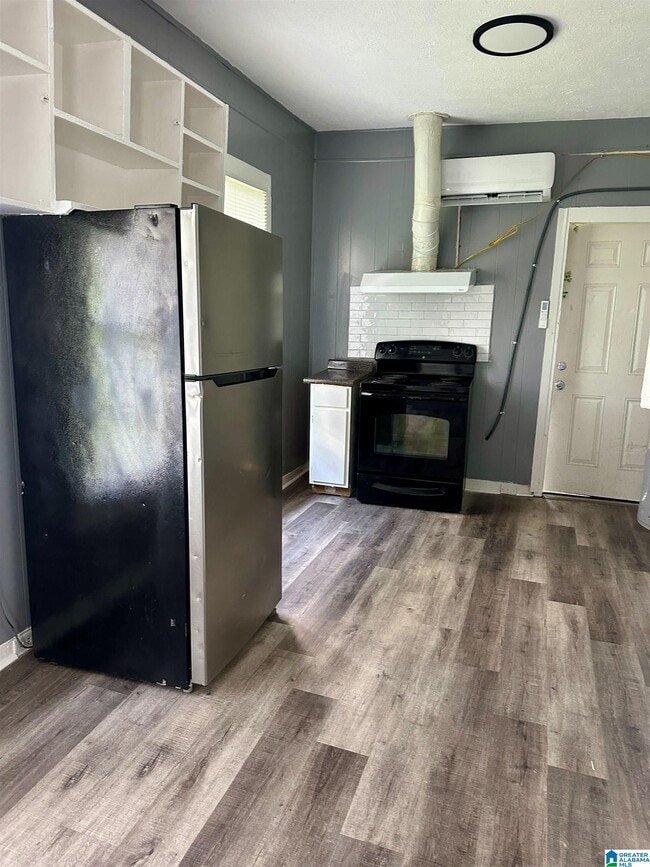 Photo - 1337 Alabama Ave SW