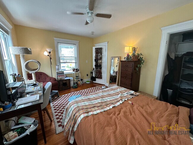 Photo - 136 Brooks St Apartments Unit 136