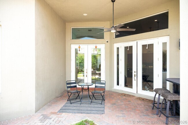 Photo - 10122 Oak Meadow Ln