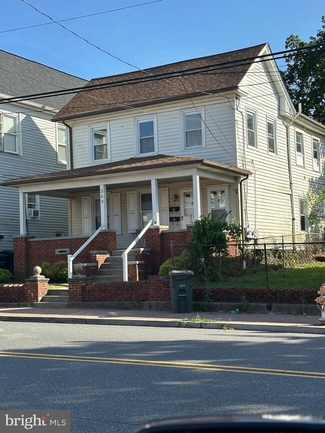 Building Photo - 369 S Main St Unit B-B Rental