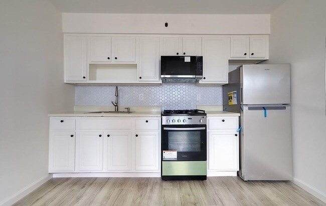 Photo - 502 Central Ave Unit D1