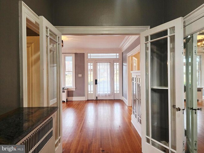 Photo - 515 Fourth St