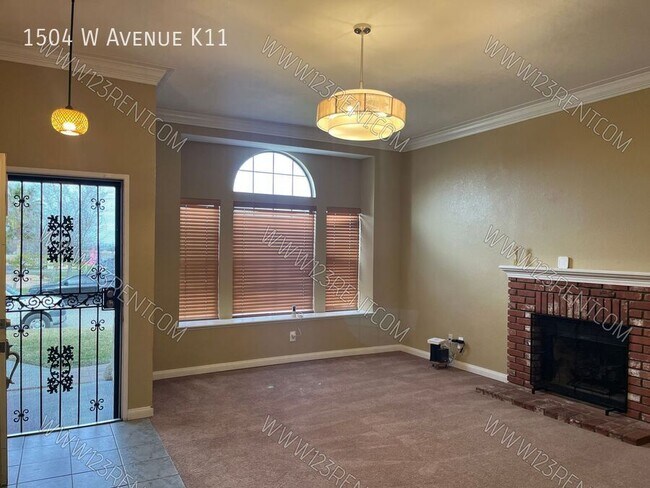 Photo - 1504 W Ave K11