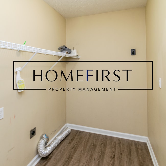 Photo - 112 Newport Ln