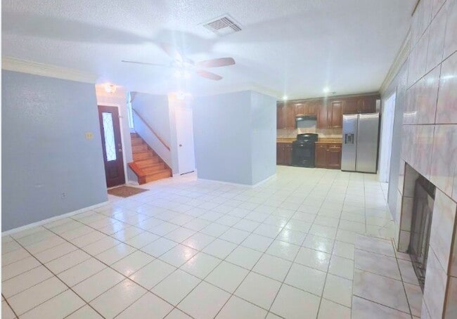 Photo - 10919 Pigeonwood Dr