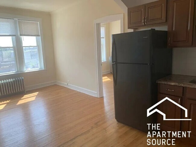 2208 S 57th Ave Unidad 2208 South 57th Avenue