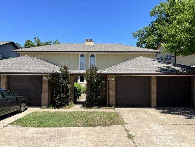Building Photo - 4131 NW 50th St Rental
