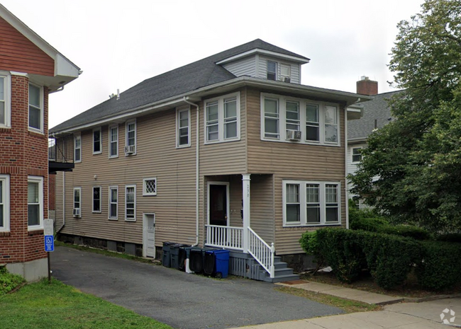 Building Photo - 230 S Huntington Ave Unit 2 Rental