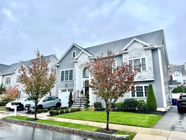 259 Oakwood Ave