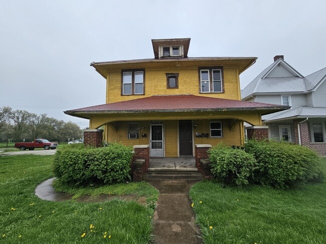 Building Photo - 411 Wheeling Ave Rental