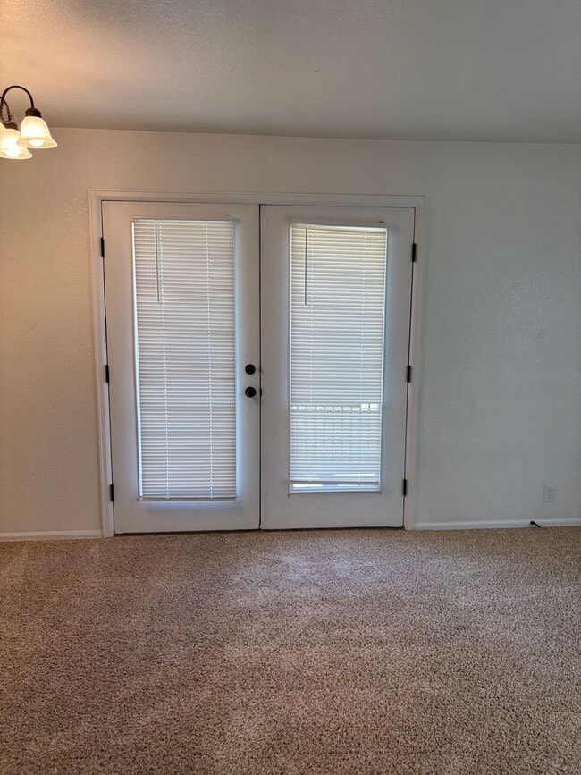 Photo - 1 Bedroom/1 Bathroom Off Barnes and Oro Blanco $1300