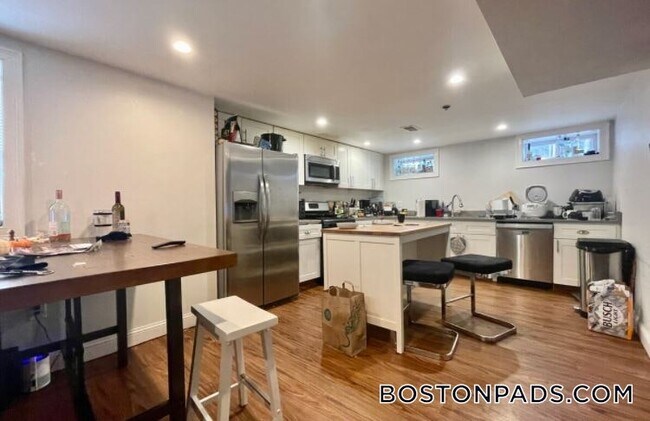 Photo - 998 Tremont St Unidad 1