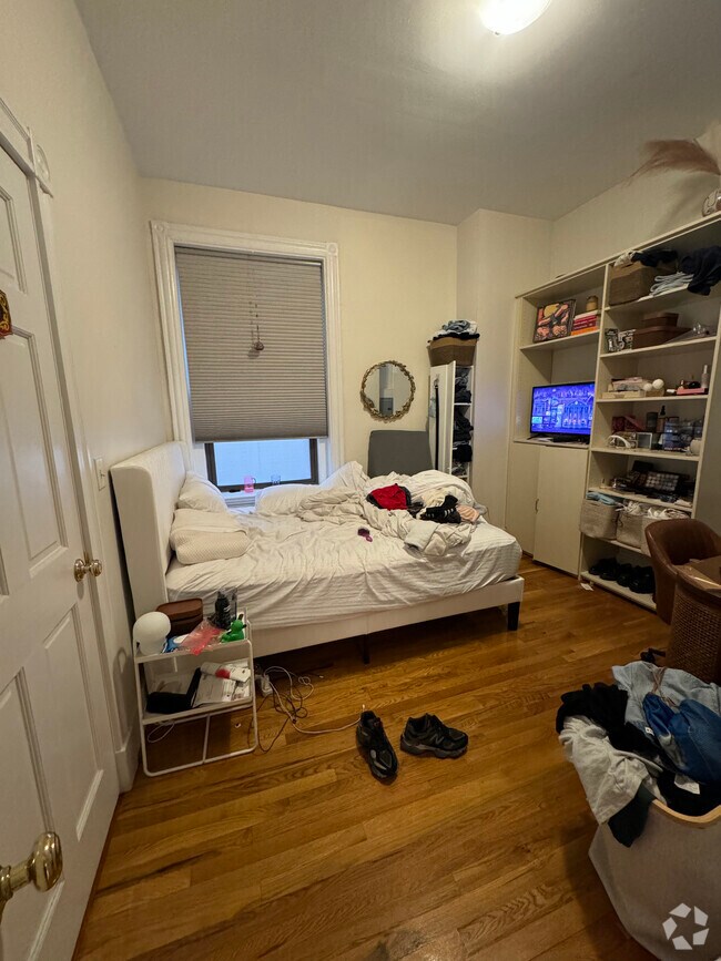 Building Photo - 366 Commonwealth Ave Unit 2D Rental