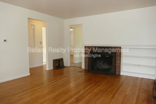 Photo - 6527 25th Ave NW