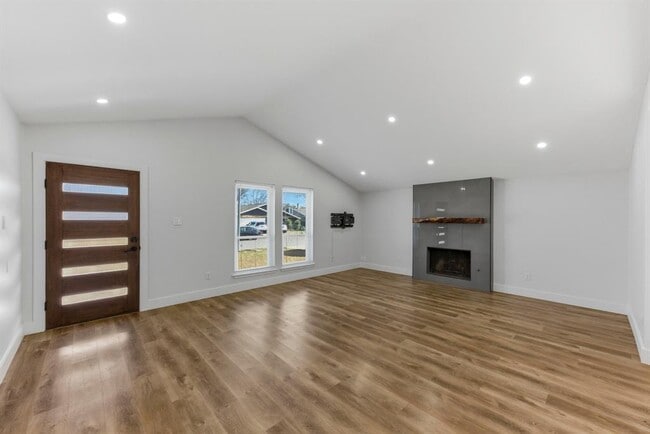 Photo - 3817 Leafield Dr