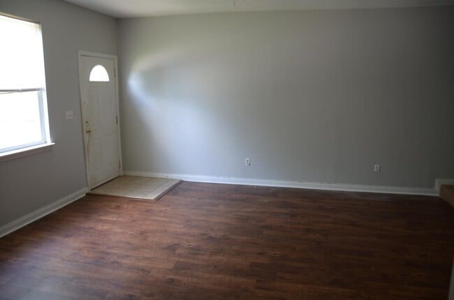 Photo - 508 Dunaway St