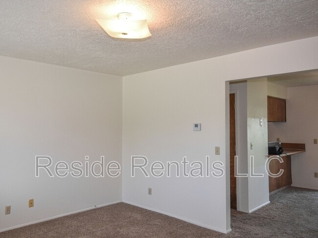 Photo - 301 1/2 West 500 North - 2