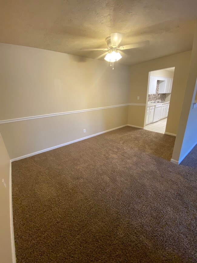 Photo - 2739 Edgewood Ln