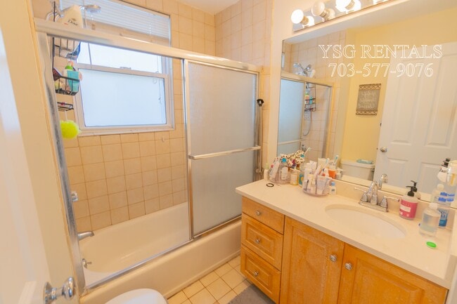 98 Prospect St