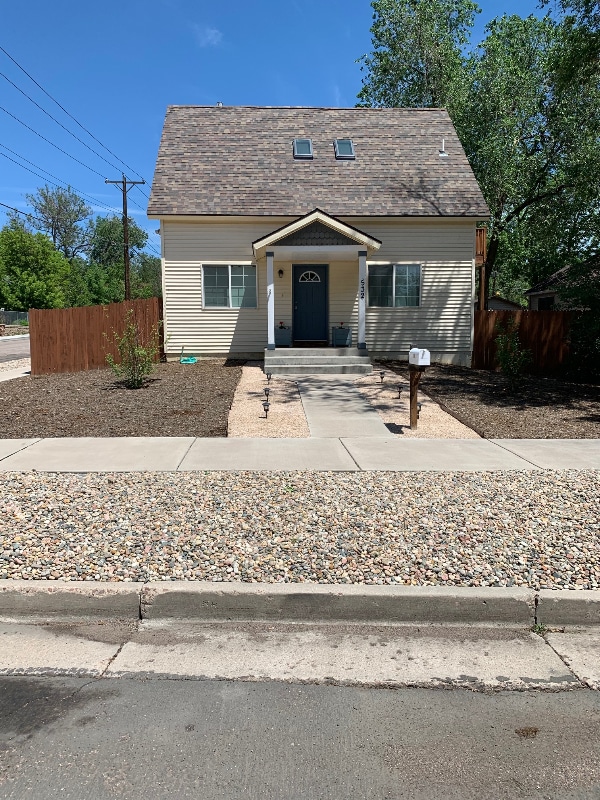 Building Photo - 532 W Kiowa St Rental